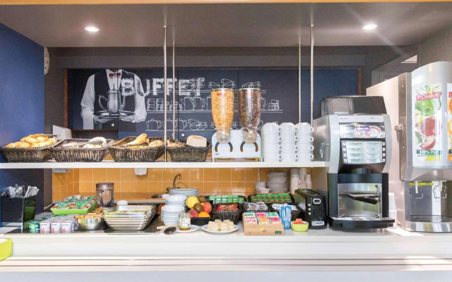 Hotel Ibis Budget Lyon Est Chaponnay