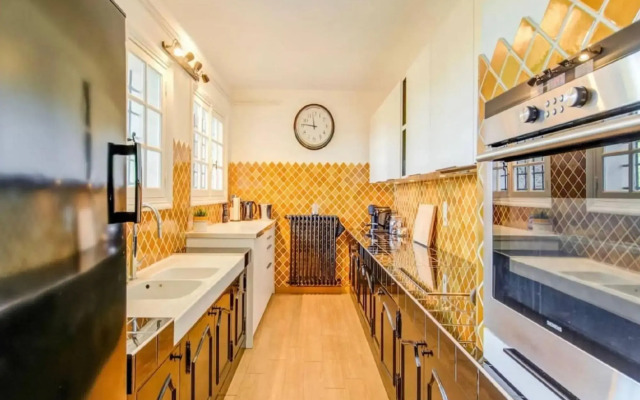 Villa in Cavalaire With Sea View & Pool