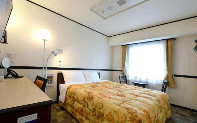 Toyoko Inn Toyama Station Shinkansen 2