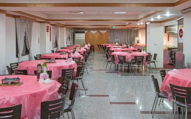 Tong Pu Hotel