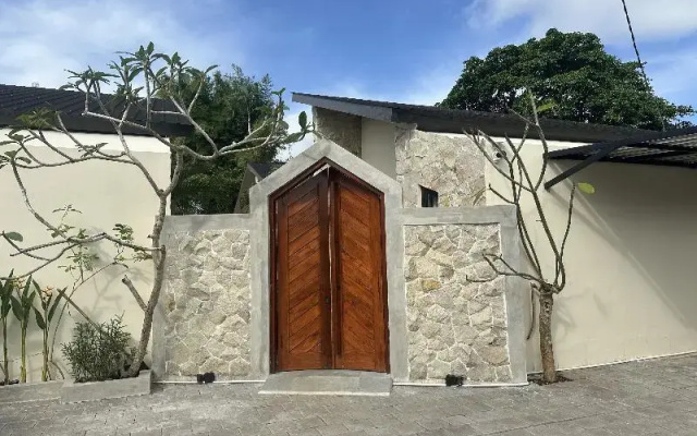 Nawan Nusa Dua Bali By Zuzu