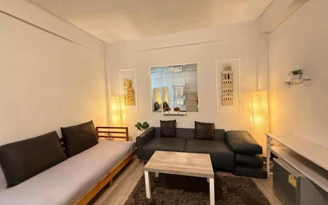 Baan Nampetch Hostel