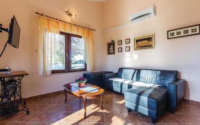 Stunning Home in Medulin With Wifi and 2 Bedrooms