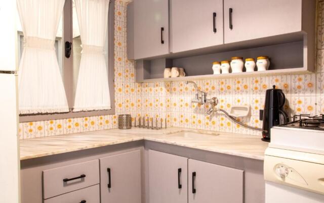 Gorgeous Flat With Balcony in Izmir Konak