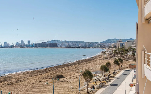 Joe's Seafront Apartment