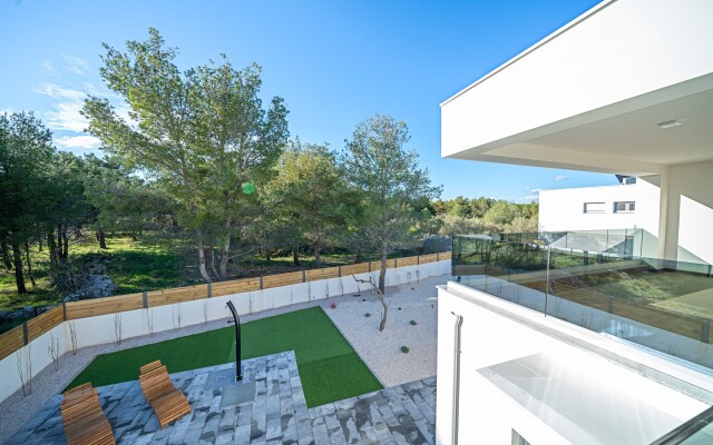 Design Pool Villa Franko