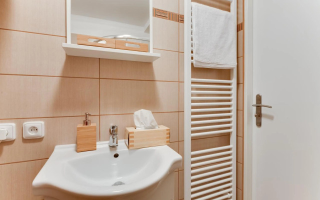 JT's Apartments Navrátilova str.