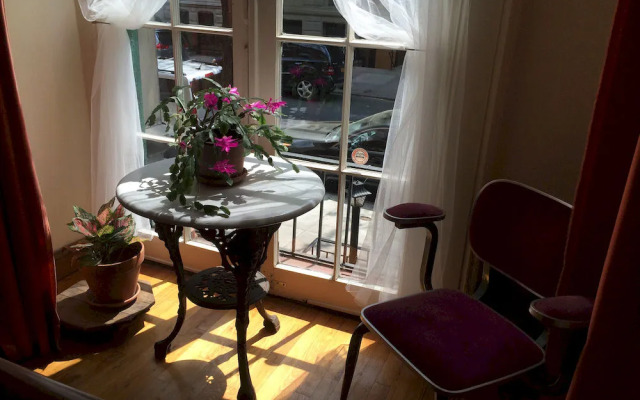 Lincoln Center Apartments