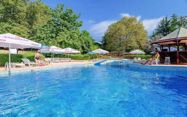International House of Journalists Resort