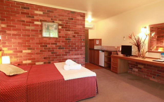 Mansfield Valley Motor Inn – Guest Rooms – Mansfield