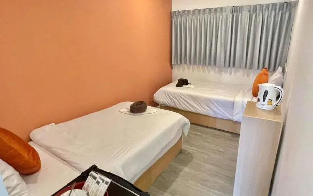 Nomads Homestay Sriracha