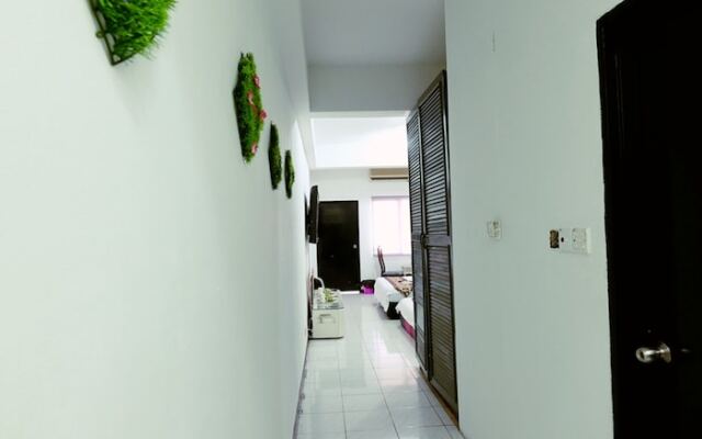 Studio Apartment @ KK City Center