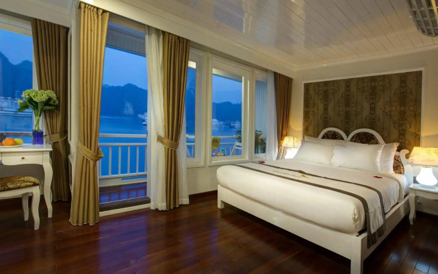 Signature Royal Halong Cruise