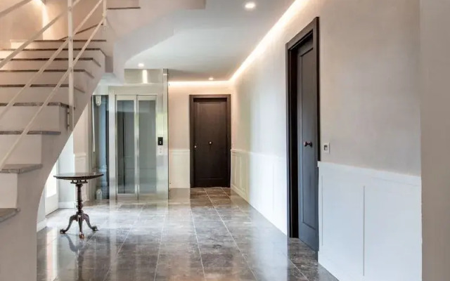 Palazzo De Gregorio Apartments