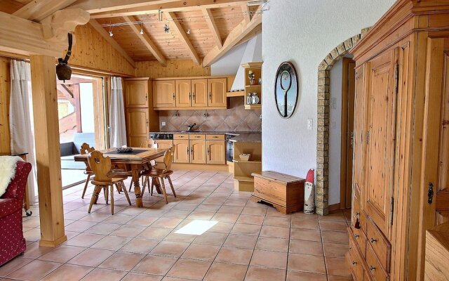 Very Nice 3.5 Rooms at 500m From the Cableway