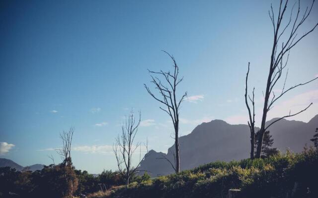 Station House Simondium