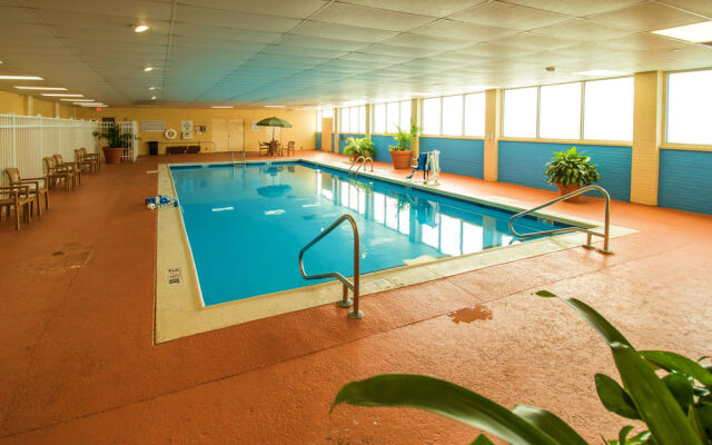 Best Western Premier Airport/Expo Center Hotel