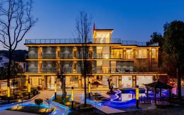 Moon Bay Qianyu Millennium Hotel (Zhuyuan Branch)