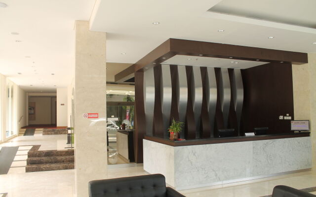 Laras Asri Resort and SPA