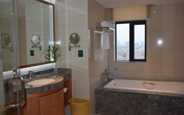 Longjiang Langham Hotel