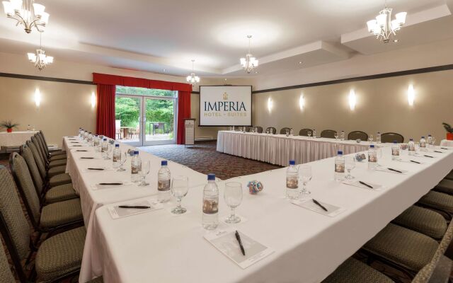 Imperia Hotel & Suites Terrebonne