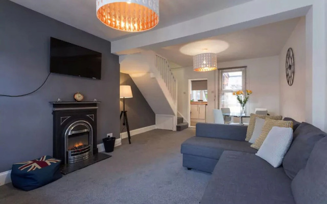 Hastings House Luton - Inhabit Short Stays
