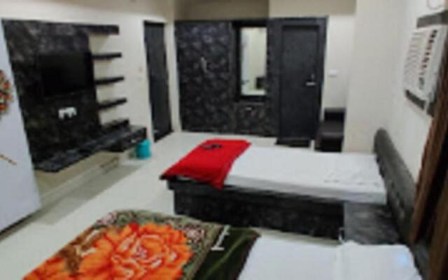 Hotel Grand Palace By WB Inn
