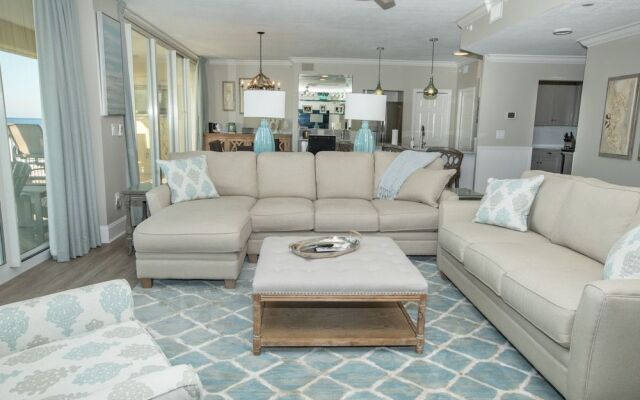 Oceania 405 3 Bedroom Condo by RedAwning