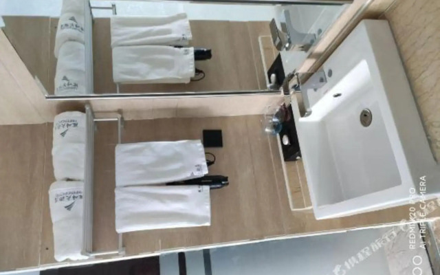 Xingwen Yinfeng Hotel