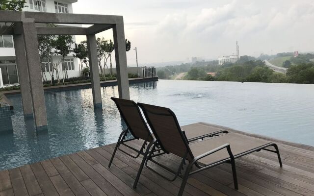 Centra Residences at Nasa City