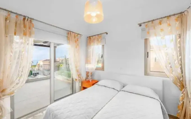 Villa Paralia