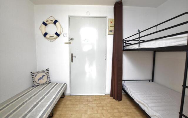 LE LAGON BLEU F comme FABULEUX 1