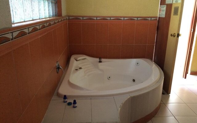 Hotel Agua Caliente