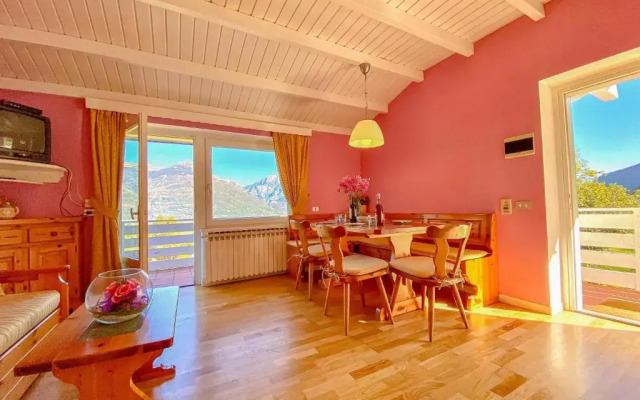 Sole 1 Terrassen Ferienwohnung mit Pool OG