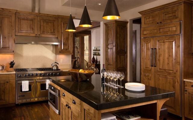 Cloud Nine - Four Bedroom Home