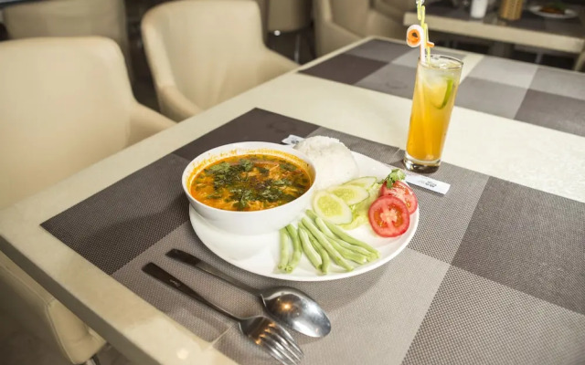 CAPITAL O 1038 Mismo Hotel