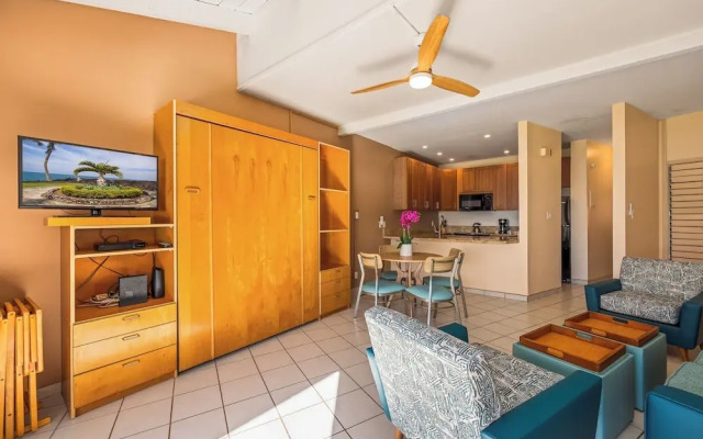 Kuleana Club - 210
