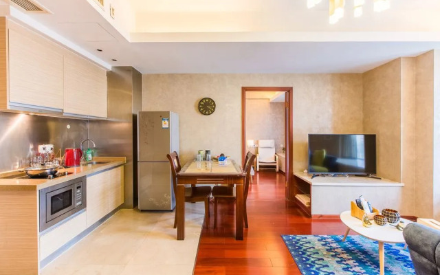 Summer Flower Apartment