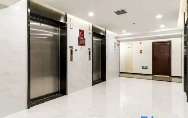 Yijing Homestay (Xi'an University of Technology Qujiang Campus Subway Station)