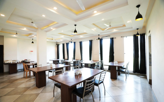 Hotel The Royal Palace