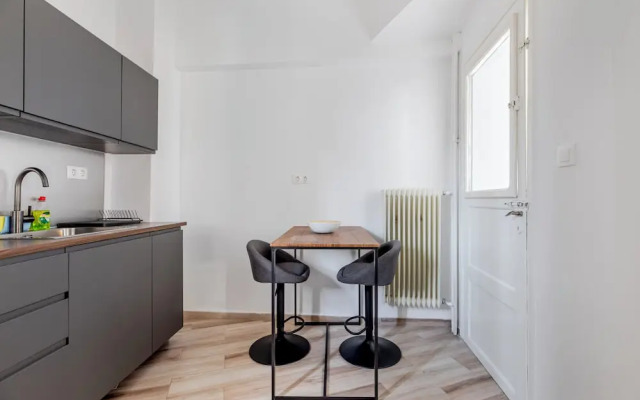 Arco - 2-BR Apt in the Heart of Athens