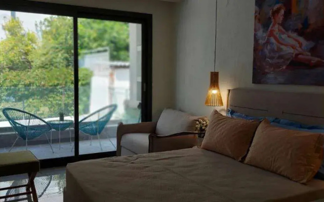Wide Blue Luxury Suites