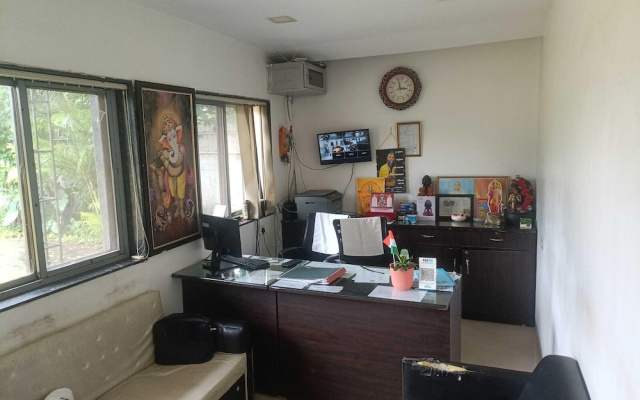 Hotel O Ambuja City Centre Mall