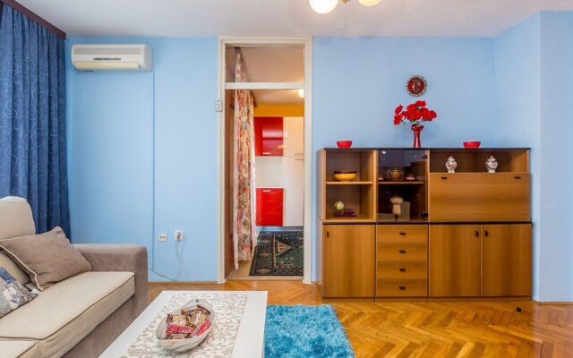 Apartment Infinity 22