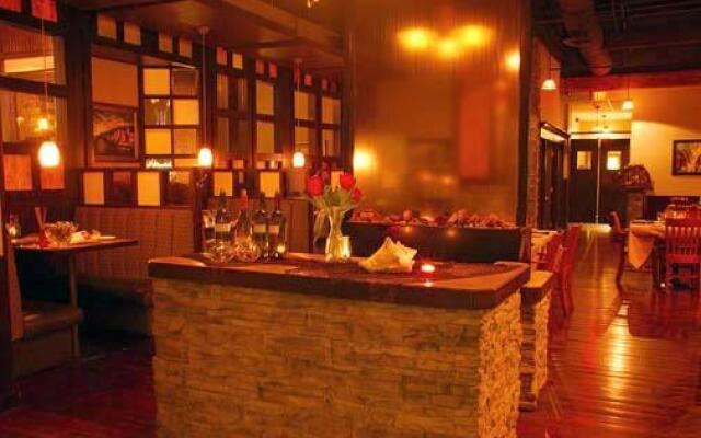 Quality Hotel Calgary Airport & Conference Centre