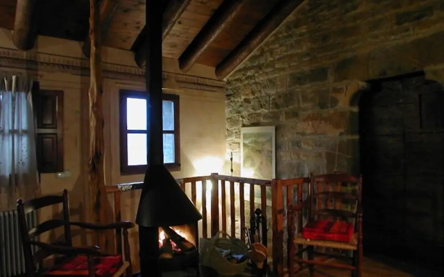 Casa Mur de Alujan