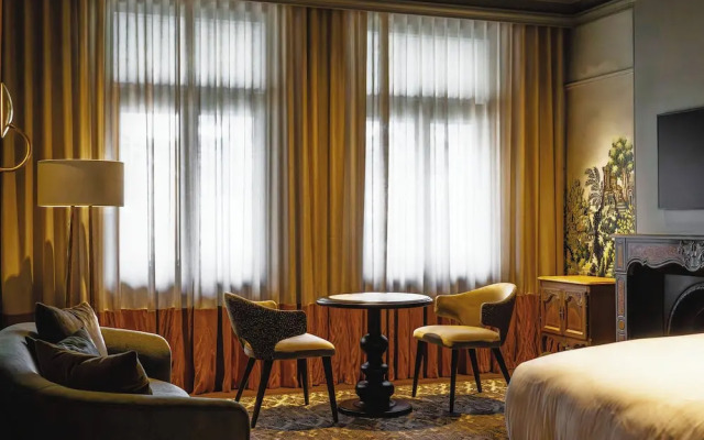 The Grand National Hotel by Saint Peter