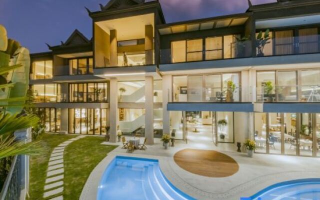 Xishuangbanna Jinghong Neverwinter Hotel