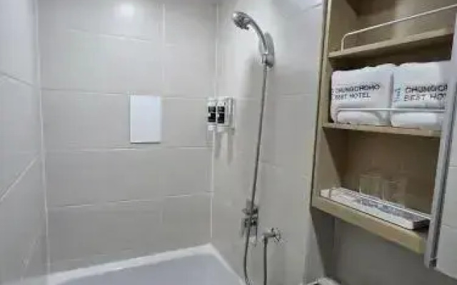 Chungchoho Best Hotel