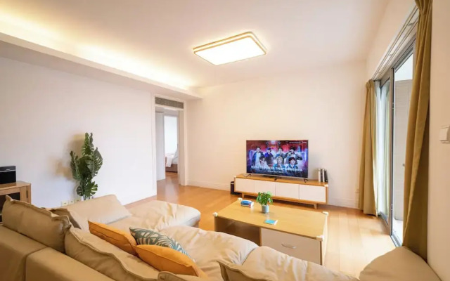 Tyms Modern 3BR 2BA Apt Near Metro